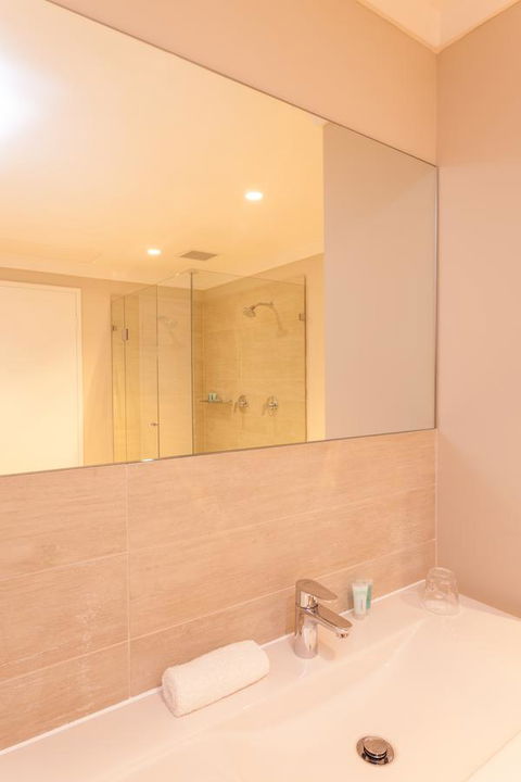 The Marina Hotel - Mindarie - Accommodation Yamba 13