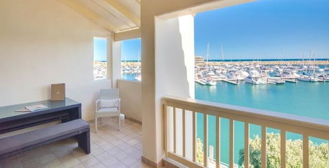 The Marina Hotel - Mindarie - Accommodation Yamba 9