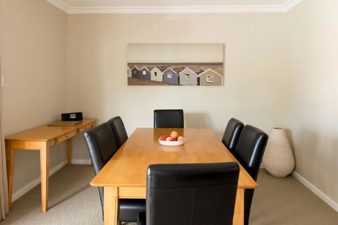 The Marina Hotel - Mindarie - Accommodation Yamba 25