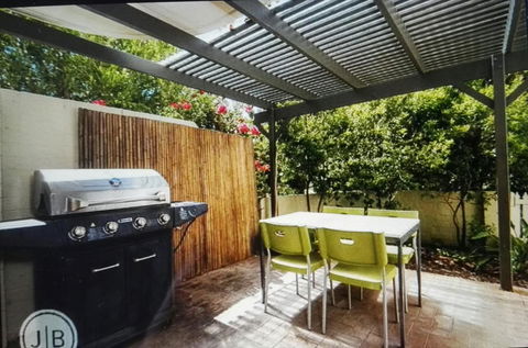 Perth City Retreat - Accommodation Yamba 10