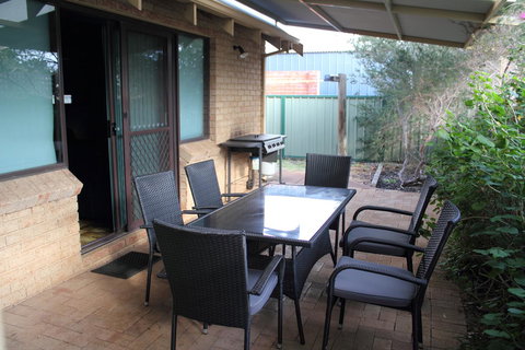 Kestrel Chalets - Accommodation Yamba 11