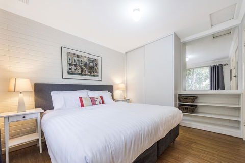 Hensman 10 - Accommodation Yamba 14