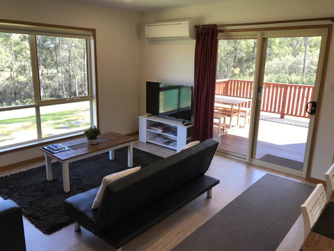 Loma Cottages - Accommodation Yamba 1