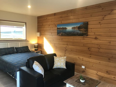 Loma Cottages - Accommodation Yamba 14