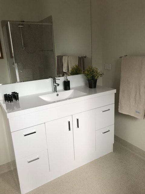 Loma Cottages - Accommodation Yamba 11