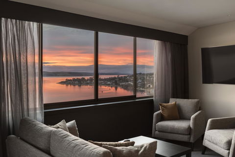 Wrest Point - Accommodation Yamba 7