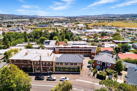 Coach House Launceston - Accommodation Yamba 30