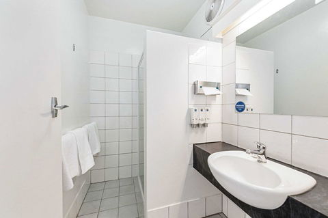 Coach House Launceston - Accommodation Yamba 24