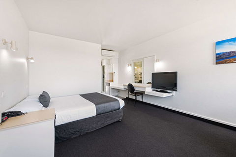 Coach House Launceston - Accommodation Yamba 17