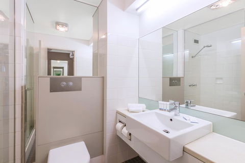 Best Western Plus Launceston - Accommodation Yamba 4