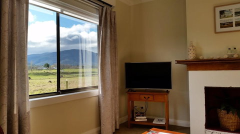 The Manager\'s Cottage - Accommodation Yamba 14