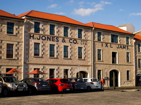 The Henry Jones Art Hotel - Accommodation Yamba 5