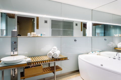The Henry Jones Art Hotel - Accommodation Yamba 41