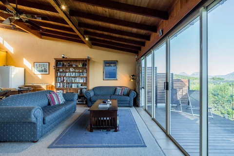 Freycinet Panorama - Accommodation Yamba 7