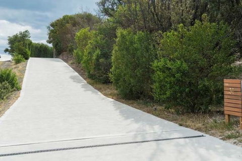 Freycinet Panorama - Accommodation Yamba 1