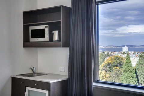 Travelodge Hotel Hobart - Accommodation Yamba 3