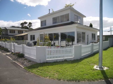 The Ultimate Beach House - Accommodation Yamba 10