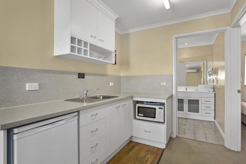 Elphin Serviced Apartments - Accommodation Yamba 39
