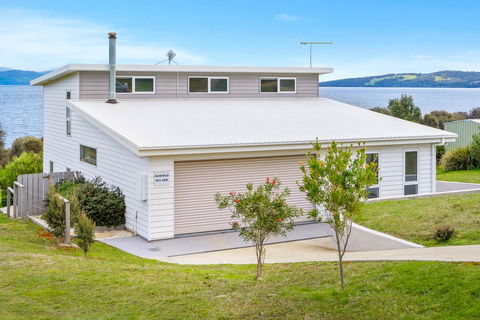 Manfield Seaside Bruny Island - Accommodation Yamba 10