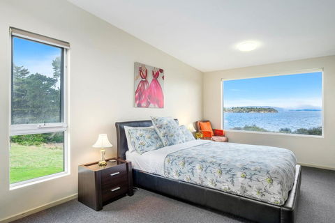 Manfield Seaside Bruny Island - Accommodation Yamba 1