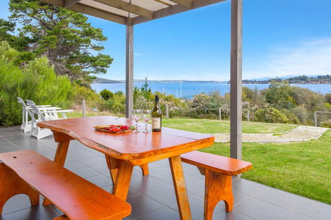 Manfield Seaside Bruny Island - Accommodation Yamba 7