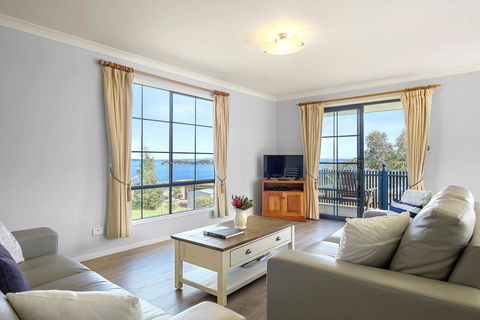 Omaroo Cottage Bruny Island - Accommodation Yamba 1