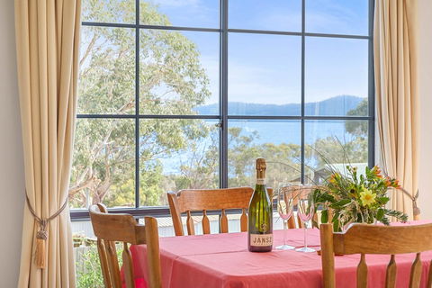 Omaroo Cottage Bruny Island - Accommodation Yamba 5
