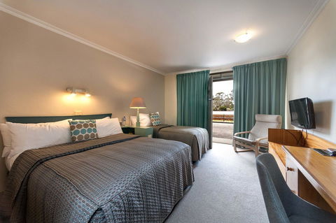 The Waterfront Wynyard - Accommodation Yamba 31