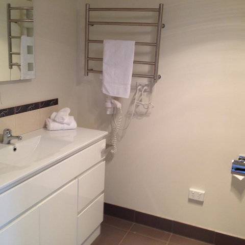 Commodore Regent - Accommodation Yamba 9