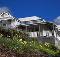 House on the Hill Bed and Breakfast - Accommodation Yamba