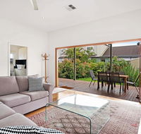 Newcastle Executive Homes - Cooks Hill Cottage - Accommodation Yamba