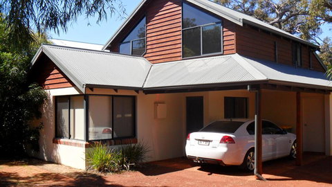 Ngulla Maya - Accommodation Yamba 0