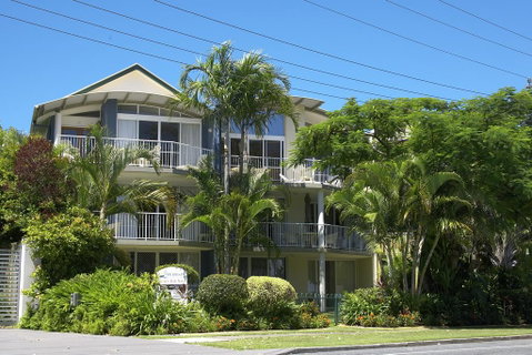 Noosa Outrigger Beach Resort - Accommodation Yamba 2