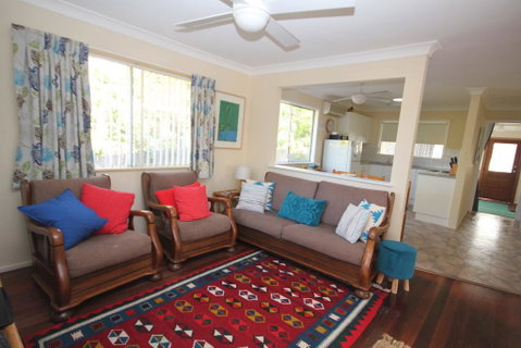 NORTH HAVEN SEA BREEZE - 9 David Campbell St , North Haven - Accommodation Yamba 3