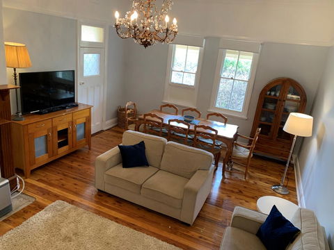 Oakwood Cottage - Accommodation Yamba 2