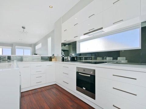 Ocean 180A - Accommodation Yamba 1