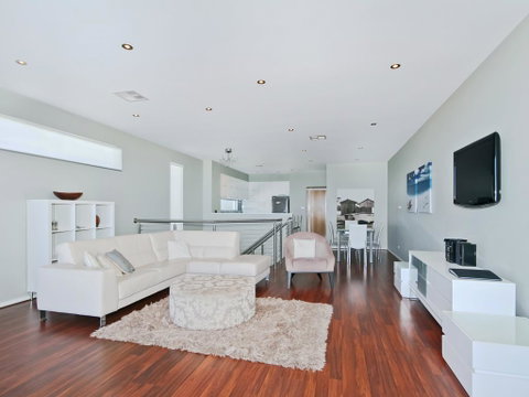 Ocean 180A - Accommodation Yamba 2