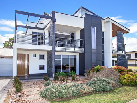 Ocean 180A - Accommodation Yamba 0