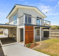 Ocean Chill 10 Minutes Drive to Phillip Island Pet Friendly Family Home Sleeps 8 - Accommodation Yamba