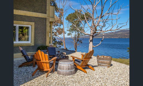 On The Huon River - Accommodation Yamba 3