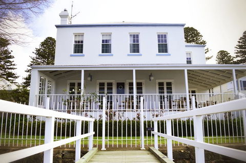 Oscars Waterfront Boutique Hotel - Accommodation Yamba 0