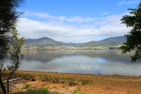 Otago Cottage - Accommodation Yamba 2