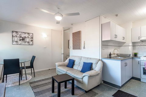 PADDINGTON PAD With PARKING & SMART TV & POOL - Accommodation Yamba 2