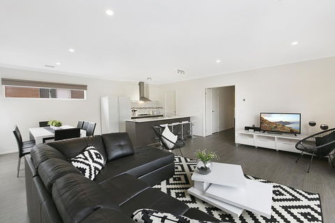 Palm Grove Beach House Dromana - Accommodation Yamba 0
