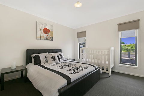 Palm Grove Beach House Dromana - Accommodation Yamba 1