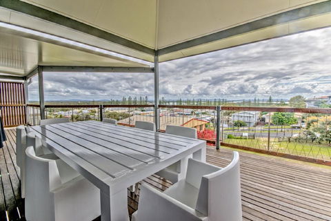 Patara13 - Accommodation Yamba 0
