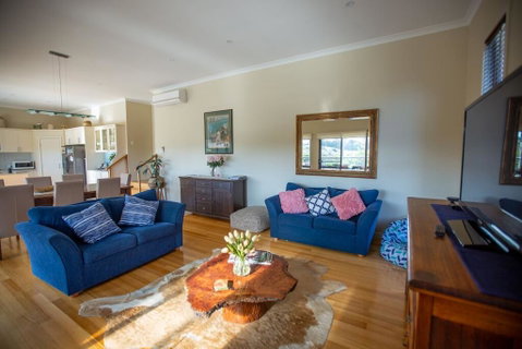 Paula's Place 8 Ti Tree Close Robe - Accommodation Yamba 0