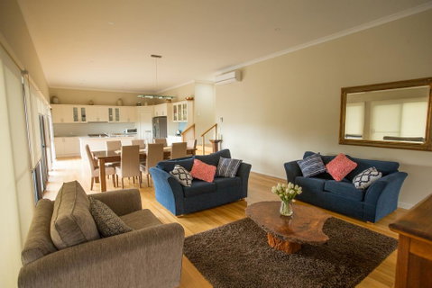 Paula's Place 8 Ti Tree Close Robe - Accommodation Yamba 2