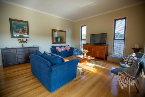 Paula's Place 8 Ti Tree Close Robe - Accommodation Yamba 3