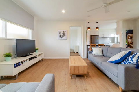 Peaceful 3 Bedroom Apartment In Ascot - Accommodation Yamba 0